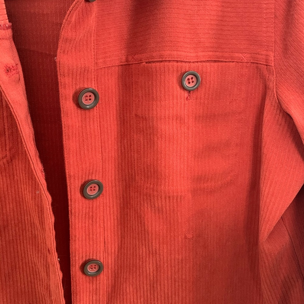 Shacket - Picture 3 of 4